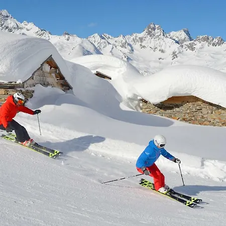 מלון Belavita Mathon